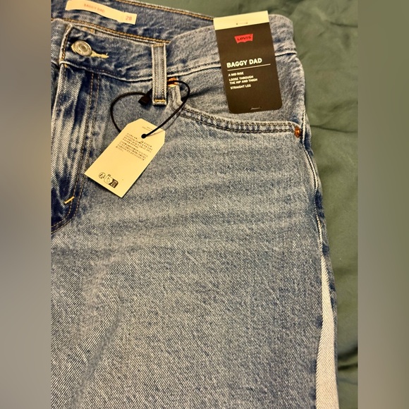 Levi’s Baggy Dad Pieced Jeans – Mixed Bag | NWT | Women’s 28x30 - Picture 9 of 15